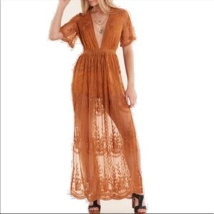 HAUTE MONDE Burnt Orange Lace Plunging Maxi Dress-Sz Small